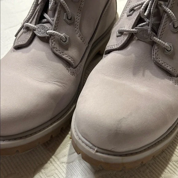 Timberland Women’s Nellie Chukka Light lavender ankle boots. 9. Nearly New. - Picture 4 of 14